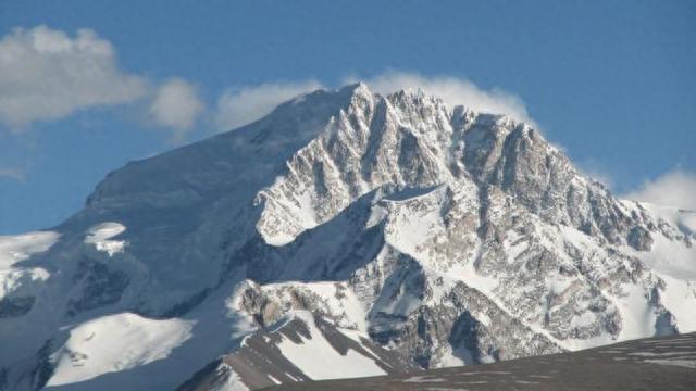 希夏邦马峰大雪崩，多人失踪遇难！户外人士：包括一名著名女登山者，六个月成功登顶13座8000米极高峰