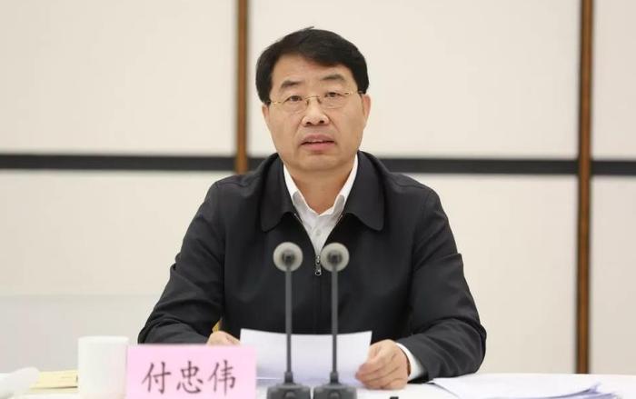 中国光大集团原董事长李晓鹏被双开！山东省政协原副主席孙述涛被双开！