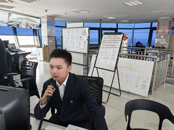 杭州机场赵焕：一通电话背后，两代人薪火相传的亚运保障故事