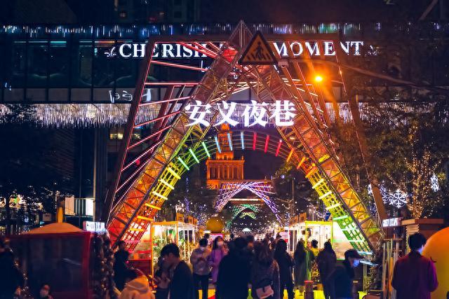 静安嘉里中心十周年特别消费回馈，携手上海时装周打造为期11天的Fashion Weekend