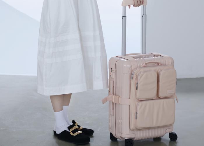 RIMOWA花瓣粉色登机箱行李背带，Y-3厚底新鞋款Y-3GENDO｜是日美好事物