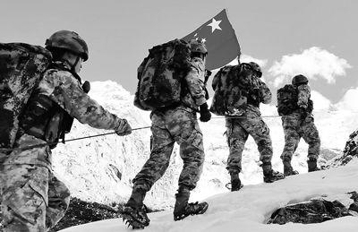 官兵们正在巡逻。图片由连队官兵提供