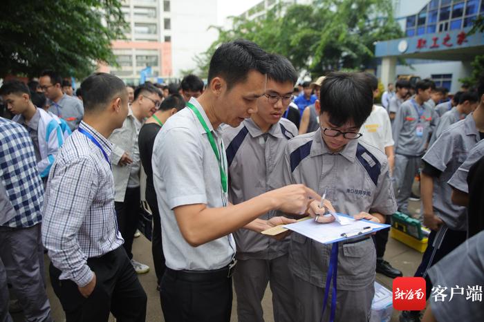 海南省职业院校技能大赛八个赛项在海南机电工程学校举办