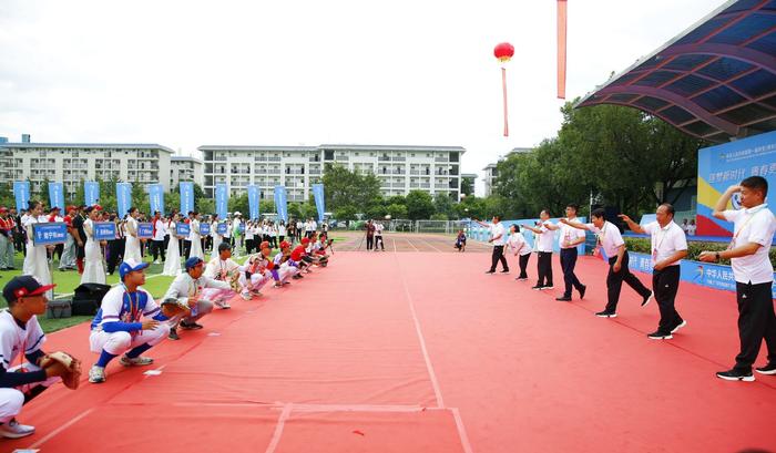 第一届学青会棒球比赛开赛仪式在桂林旅游学院举行