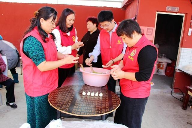 滕州市张汪镇“幸福食堂”用心用情办好民生“食”事