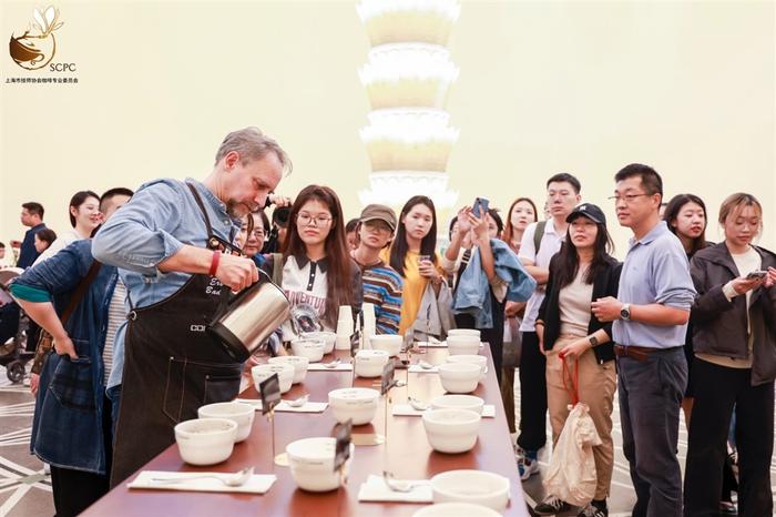 第六届上海咖啡大师赛举办，优胜且符合“标准”将被授予“上海市技术能手”称号