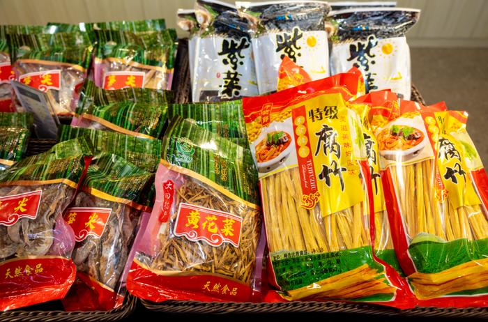 豆腐皮、黄花菜、珍珠米粉……福建三明农特产品丰富浦东居民“菜篮子”丨民生新鲜事