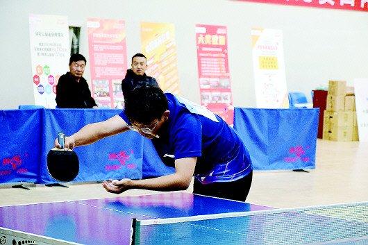 【图片新闻】“九色甘南杯”第三届羽毛球、乒乓球比赛举行