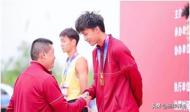 10秒31！17岁飞人吴昊霖打破100米全国少年纪录，苏炳添后继有人