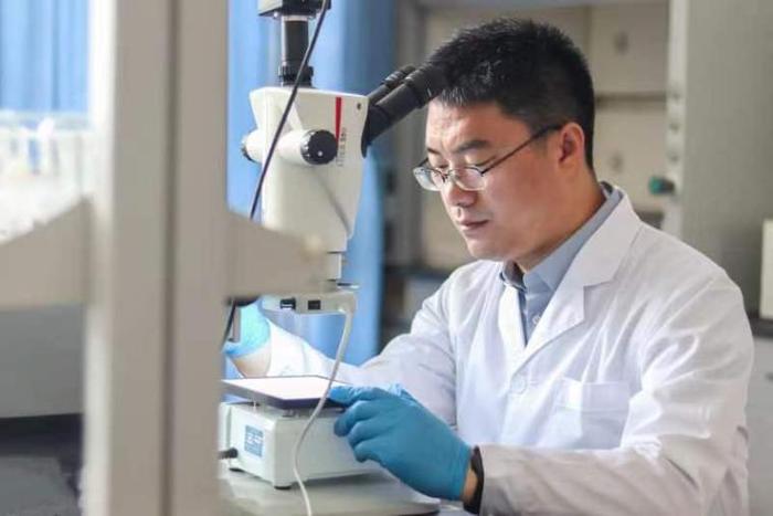 中国海油耐温耐盐两性离子表活剂实现工业化生产