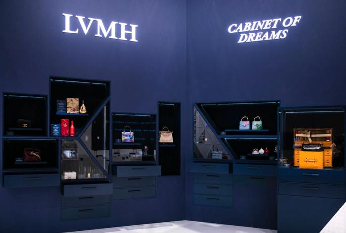 四次参展进博会，LVMH路威酩轩集团携旗下12个代表性品牌展现卓越技艺和深厚⽂化传承