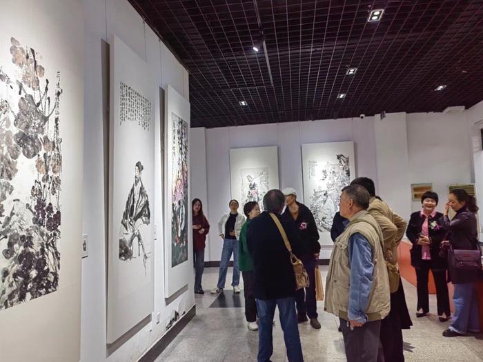 展出80余幅名家精品力作，“诗意东坡——中国画作品邀请展”亮相四川省艺术院