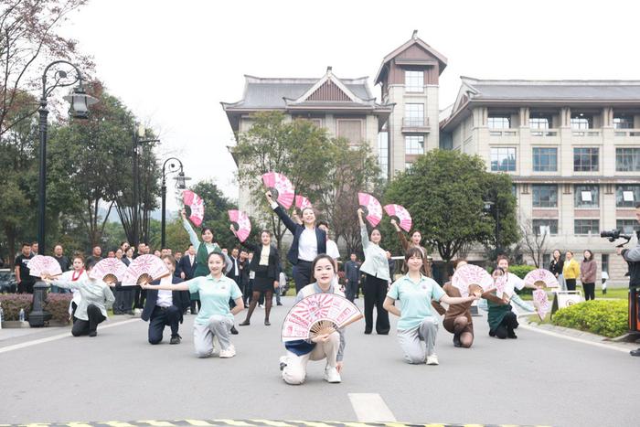 以节气为序 随“美食”与“茅台”相约！贵州茅台2023癸卯年立冬美食节活动开幕