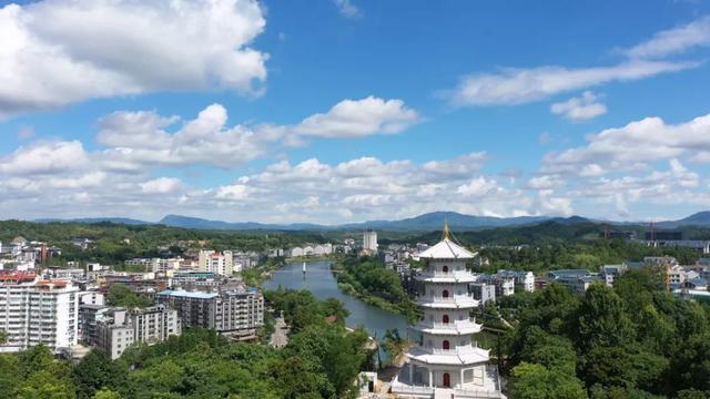 在交流论坛中，介绍了建宁的这些项目→