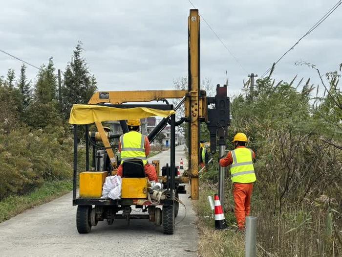 这个变化你看到了吗？南通很多条乡村道路已装上安全护栏