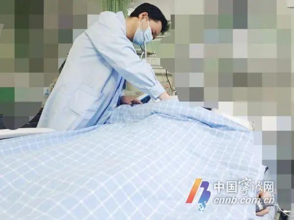 连续两顿火锅、三只猪蹄下肚，宁波一女子直接进了ICU……