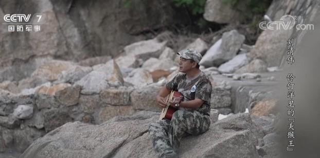 珠海有位“猴王”不住花果山，住在......