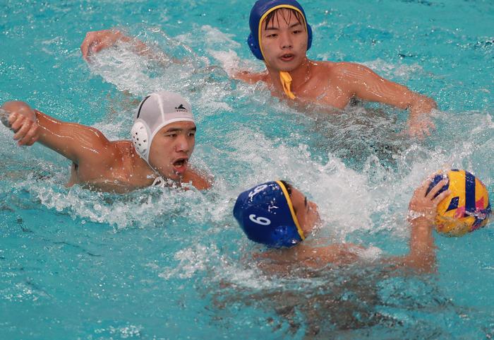 第一届学青会（公开组）男子水球项目比赛在南宁进行