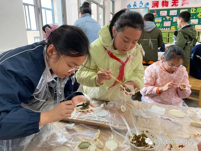 “劳动是一切幸福的源泉”——汉江路小学举行“我是劳动小能手”技能大赛