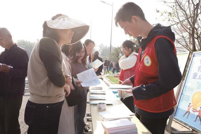 农民读书节暨农家书屋阅读示范推广活动举行