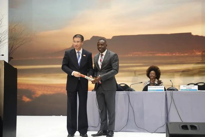 科技部副部长张广军在地球观测组织第19届全会上接任2024年度轮值主席