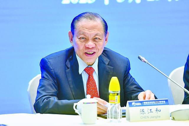 图片说明: 2023年3月,陈江和参加博鳌亚洲论坛。