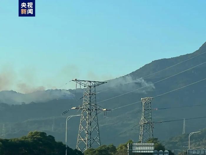 福州鼓山突发山火！大火有蔓延趋势