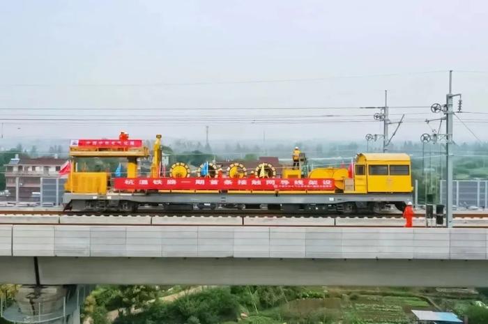 冲上热搜！“中国好莱坞”真的要通高铁了！
