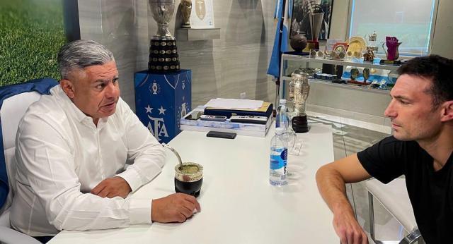 阿根廷足协被曝拖欠世界杯夺冠奖金，斯卡洛尼因为这个原因闹离职？