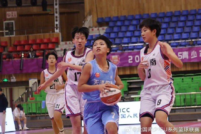 全国U15篮球联赛女子组前十六强小组赛结束 明天16进8交叉赛