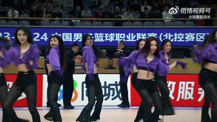 国外恶搞啦啦队视频,国外恶搞啦啦队视频大全