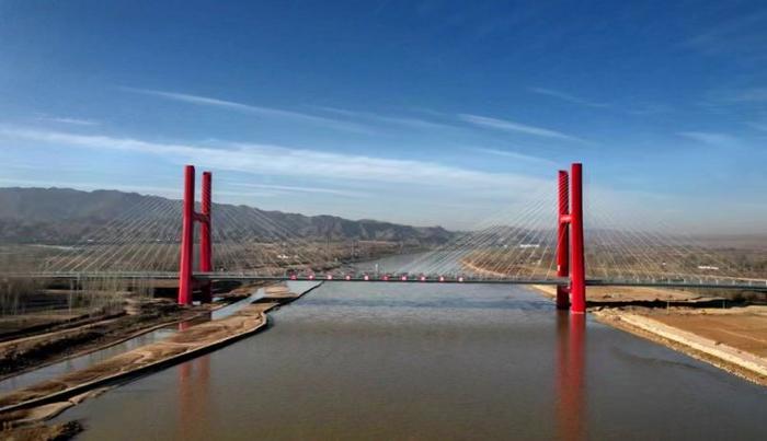 宁夏跨径最大的斜拉桥——中卫下河沿黄河公路大桥建成通车