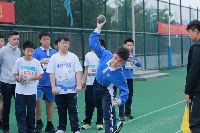 活力校园⑳ | 立青春之志，传家国情怀 深圳大学附属教育集团外国语中学体育节来了！