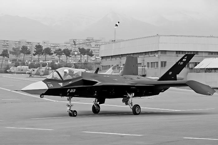 伊朗“征服者”F-313隐身战机研发取得新进展