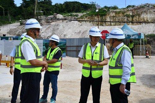 驻牙买加大使陈道江会见中国港湾工程有限公司副总经理一行并共同考察重点建设项目