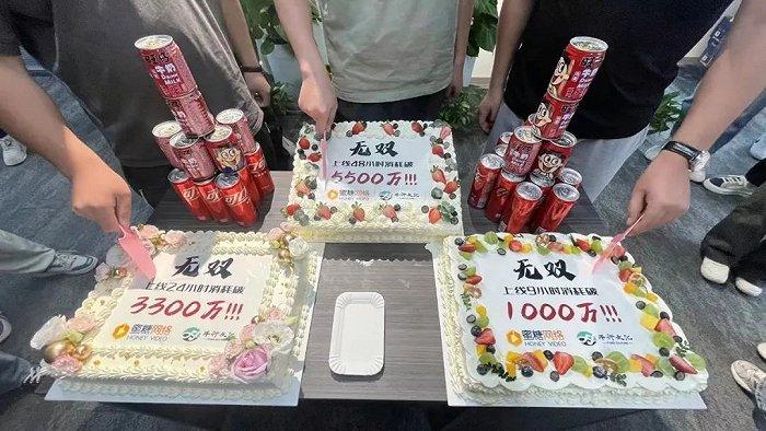 ▲ 庆祝《无双》成功上线的蛋糕。图 / 受访者提供