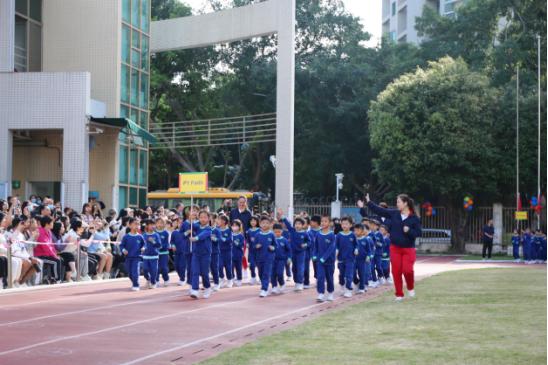 活力校园㊱ | 秋日正好，赛场相遇 福田方方乐趣中英文学校运动会成功举办