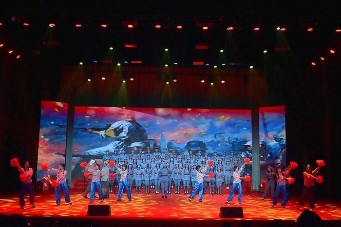 唱响红色经典，四川旅游学院举办大型情景音乐会