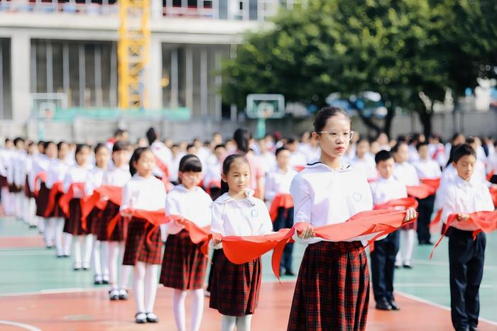 中国少年先锋队深圳市第七次代表大会顺利召开