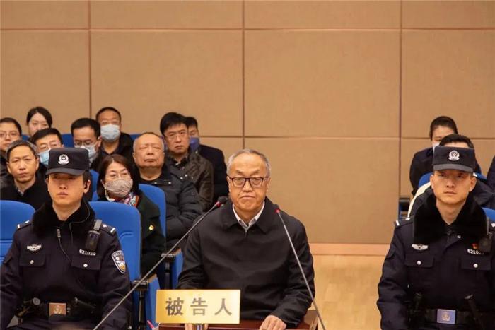 甘肃省白银市人民政府原副市长贾汝昌受贿案一审开庭
