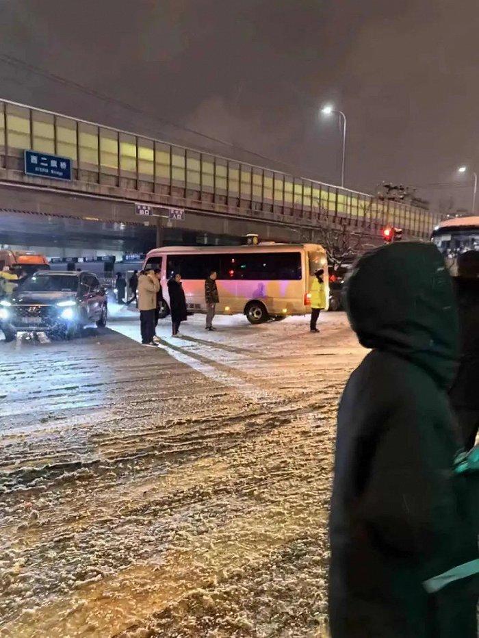 西二旗风雪夜归人 | 电厂