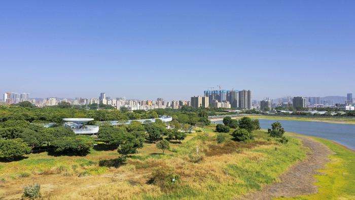 来一场冬日City Walk，邂逅大美凤凰