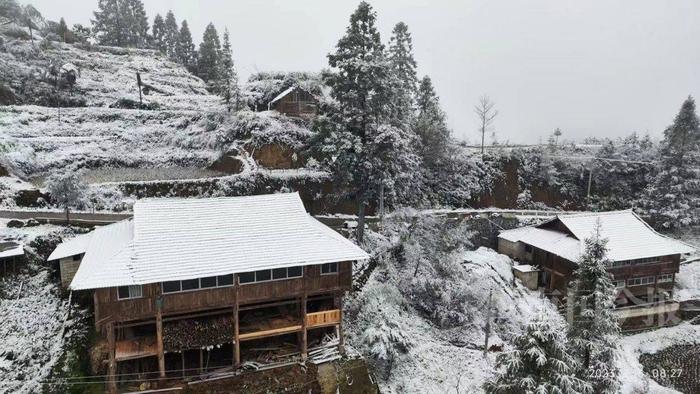 强寒潮来袭！柳州高寒山区下雪了！