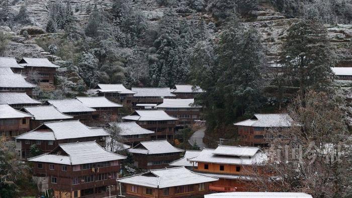 强寒潮来袭！柳州高寒山区下雪了！