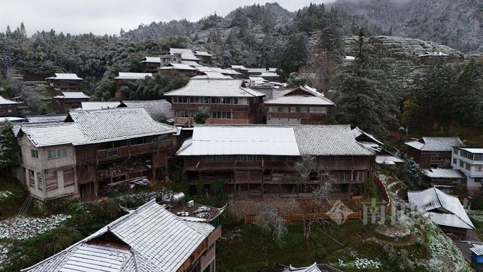 强寒潮来袭！柳州高寒山区下雪了！