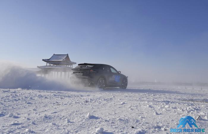 2023海拉尔冰雪展销会“新能源汽车寒地试乘试驾”活动成功举办