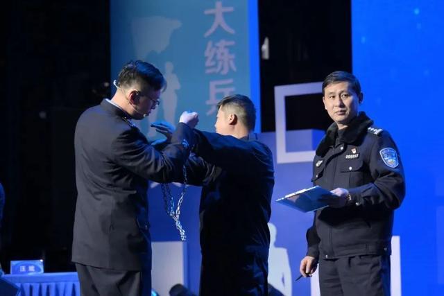 凭字迹识别罪犯，谁是上海监狱民警的“王者”？