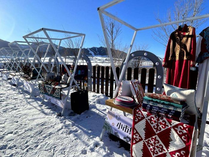 新疆乌鲁木齐县：冰天雪地也是金山银山