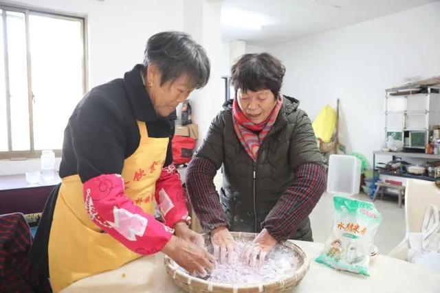 冬至一碗酒酿小圆子，驱寒暖胃好甜蜜丨烟火·奉贤