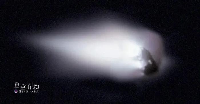 这是“乔托号”探测器拍摄的哈雷彗星彗核。(来源:美国国家航空航天局官方网站)